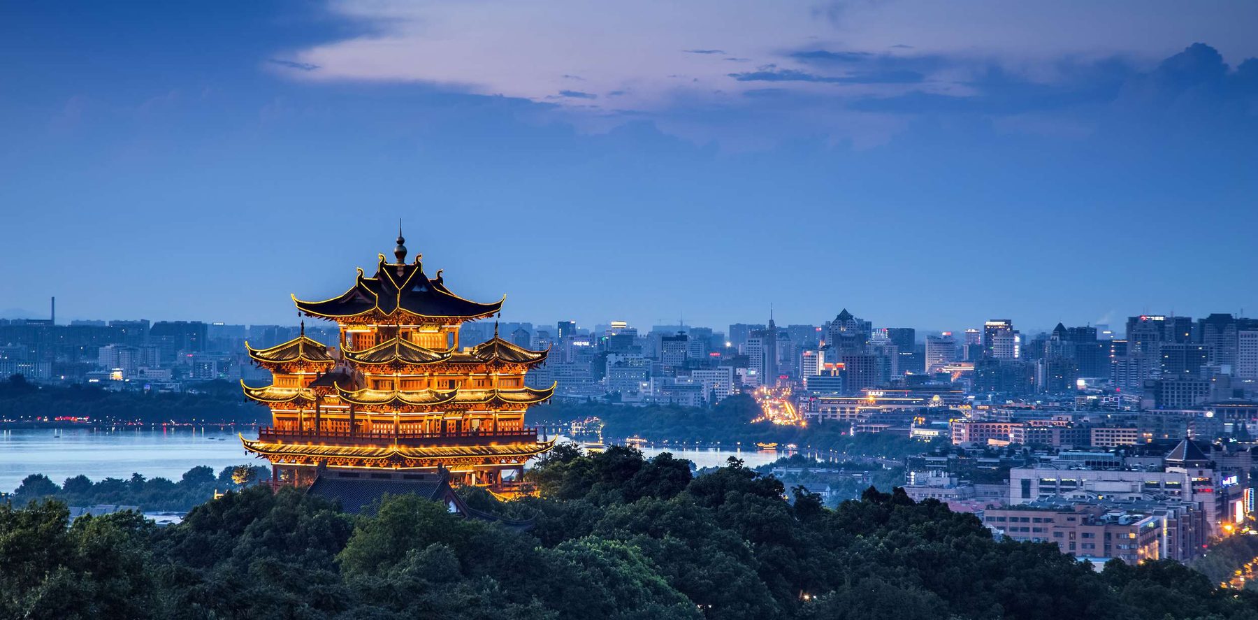 杭州城隍阁夜景
